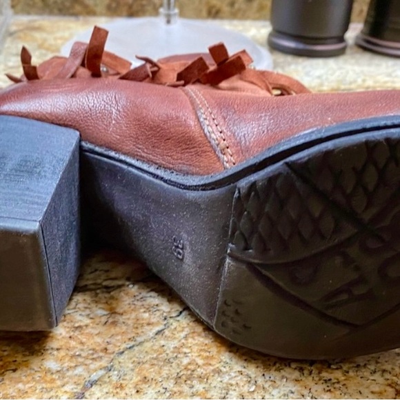 A.S.98 Sexy Boho Bootie W/Fringe & Antique Hardware  Size 39 Euro Size 8 US - Picture 5 of 8